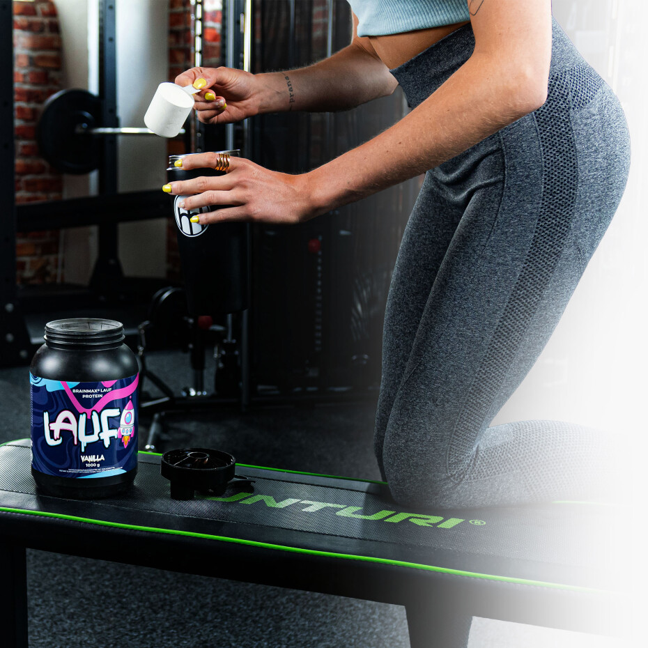 BrainMax LAUF Protein, nativní syrovátkový protein, 35 g, VZOREK Příchuť: Čokoláda - main (2)