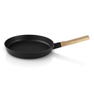 Product detail of Pánev NORDIC KITCHEN 28 cm, s dřevěnou rukojetí, Eva Solo