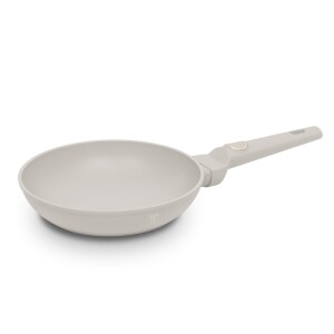 Product detail of BERLINGERHAUS Pánev s titanovým povrchem 20 cm Sahara Collection BH-8052