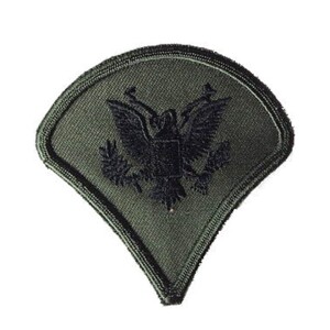 Product detail of Nášivka: Hodnost US ARMY rukávová Specialist Fourth Class olivová | černá