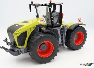 Product detail of Britains Model traktor CLAAS XERION 5000 1:32 22 cm