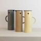 Vakuový džbán EM77 1 l, teple písková, plast, Stelton - thumb (1)