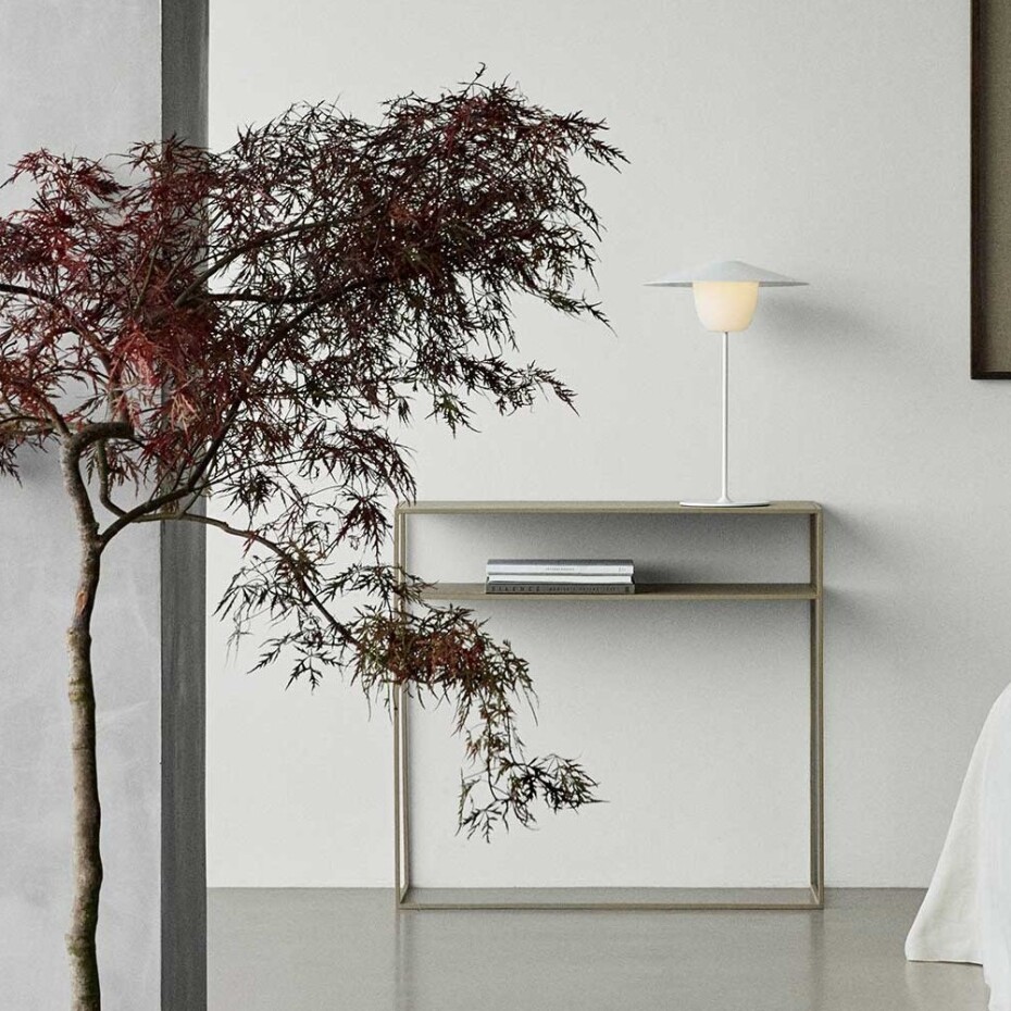 Přenosná stolní lampa, LED, nízká, starorůžová, Blomus - main (1)