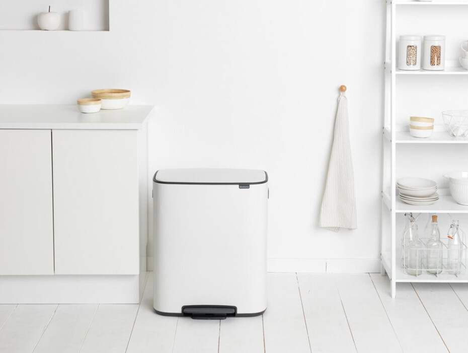 Pedálový odpadkový koš BO 60 l, bílá, Brabantia - main (8)