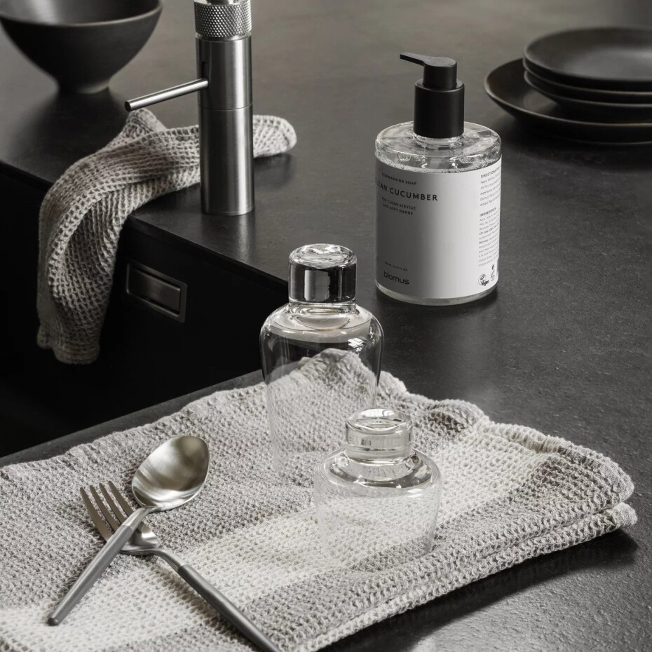 Tekuté mýdlo na mytí nádobí SATOMI CLEAN CUCUMBER 1 l, Blomus - main (4)