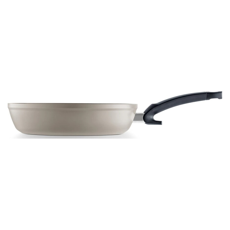 Pánev CERATAL COMFORT 28 cm 3,2 l, Fissler - main (1)