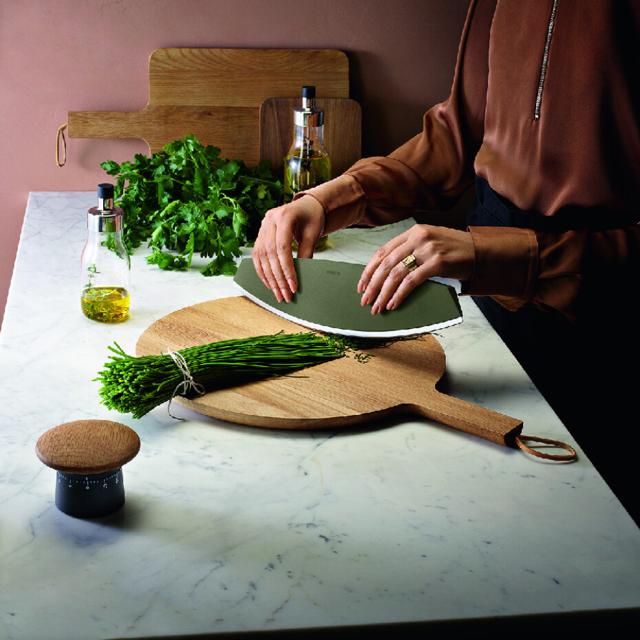 Nůž na pizzu nebo bylinky zelený Green Tool Eva Solo - main (3)