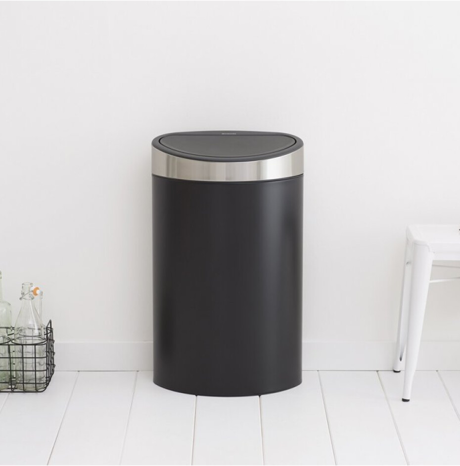 Dotykový odpadkový koš TOUCH BIN NEW 40 l, matná černá, Brabantia - main (4)