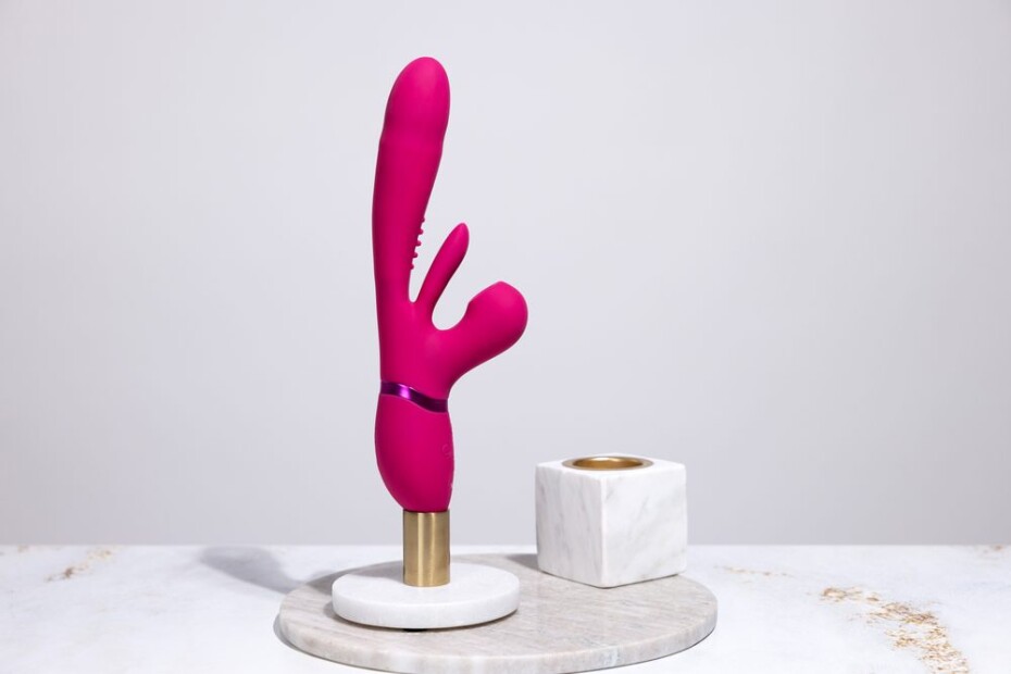 Vive Kura Thrusting G Spot with Flapping Tongue and Pulse Wave Stimulator Pink - main (7)