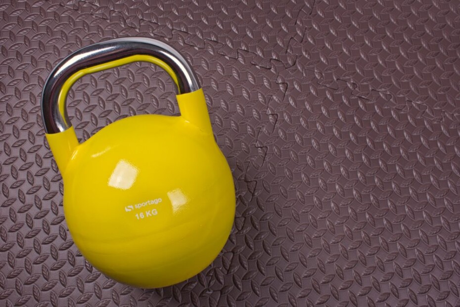 Sportago Competition Kettlebell 16 kg, žlutý - main (5)