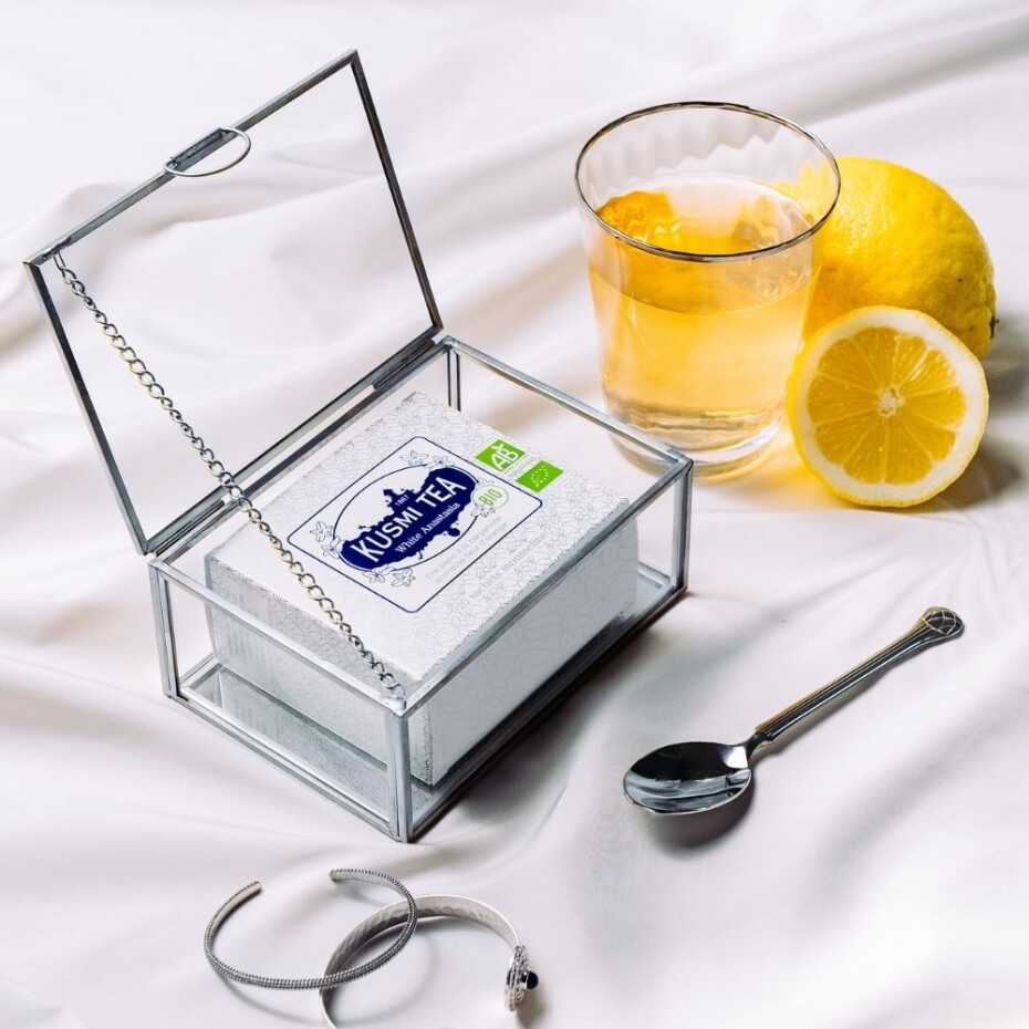 Bílý čaj ANASTASIA, 20 mušelínových sáčků, Kusmi Tea - main (1)