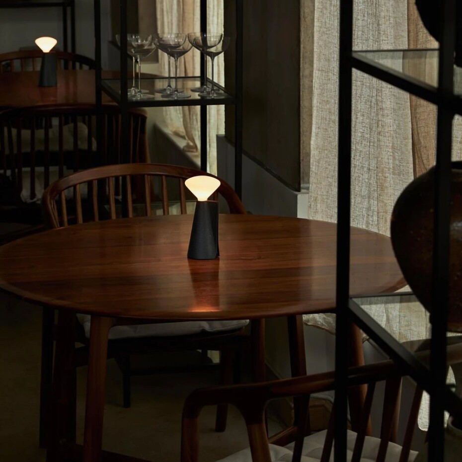Přenosná stolní lampa MANTLE 19 cm, černá, nerezová ocel, Tala - main (5)