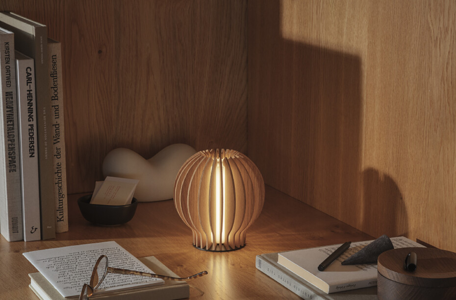 EVA SOLO Zářívá kulatá LED lampa 15cm hnědá - main (2)