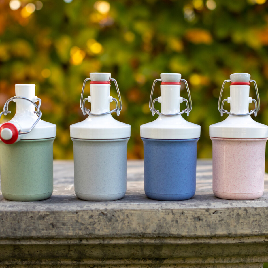 Láhev na vodu PLOPP TO GO MINI 200 ml, organická jahodová, Koziol - main (5)