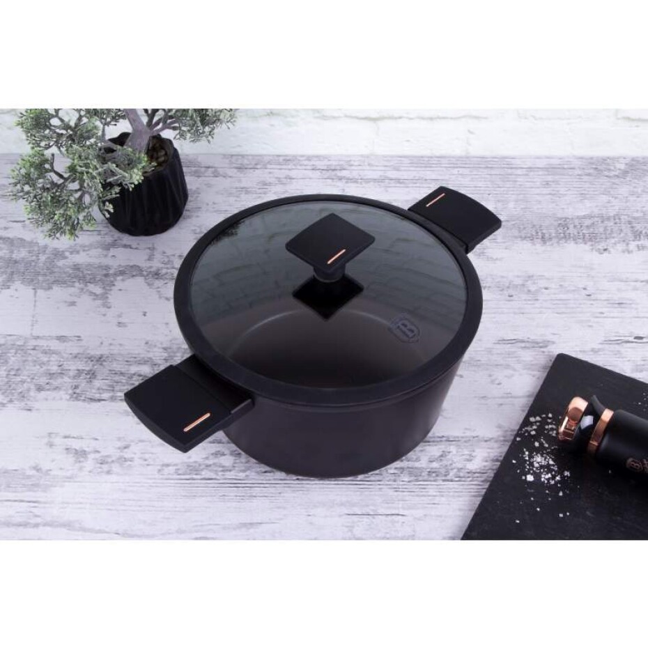 BERLINGERHAUS Kastrol s poklicí s titanovým povrchem 24 cm Monaco Collection BH-7087 - main (2)