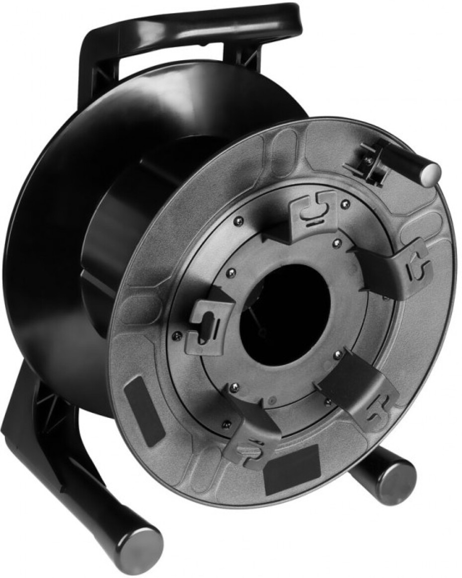 Adam Hall 70226 - main (0)