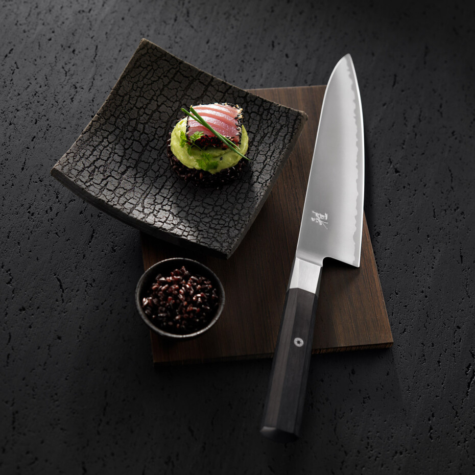 Japonský nůž GYUTOH 4000FC 24 cm, na maso, MIYABI - main (1)