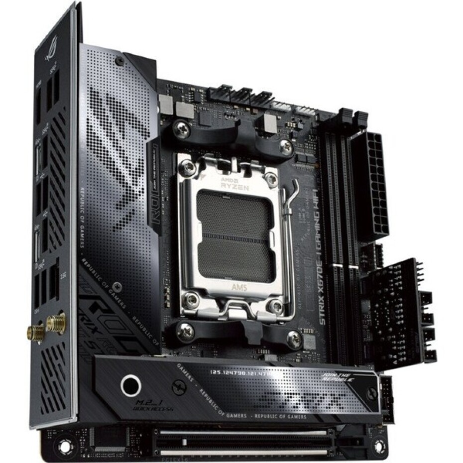 ASUS ROG STRIX X670E-I GAMING WIFI - main (1)