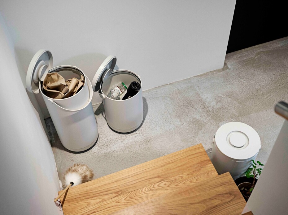Nádoba na bio odpad CIRCULAR 22 l, světle šedá, plast, Zone Denmark - main (1)