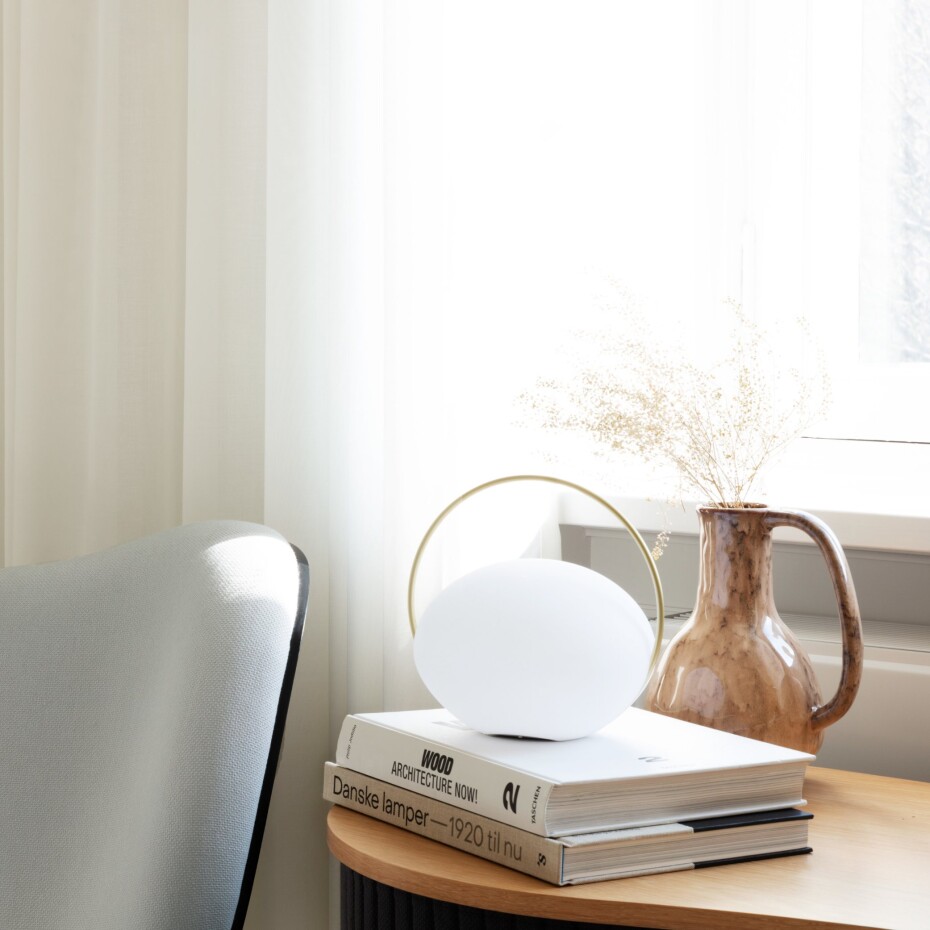 Přenosná stolní lampa ORBIT 19 cm, zlatá, hliník, Umage - main (7)