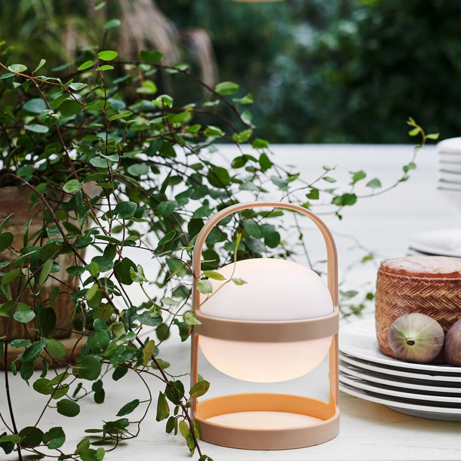 Přenosná stolní lampa SOFT SPOT 18,5 cm, LED, pšeničná, Rosendahl - main (1)