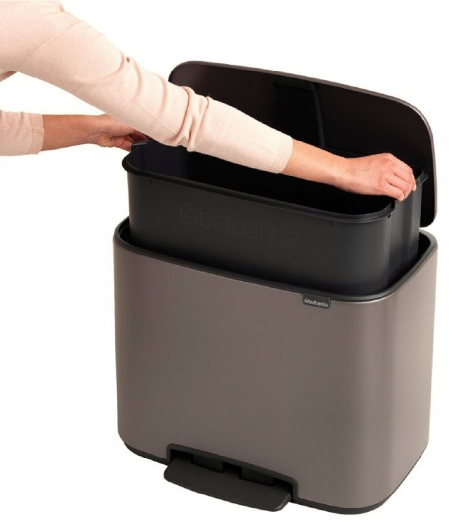 Pedálový odpadkový koš BO 36 l, platinová, Brabantia - main (1)