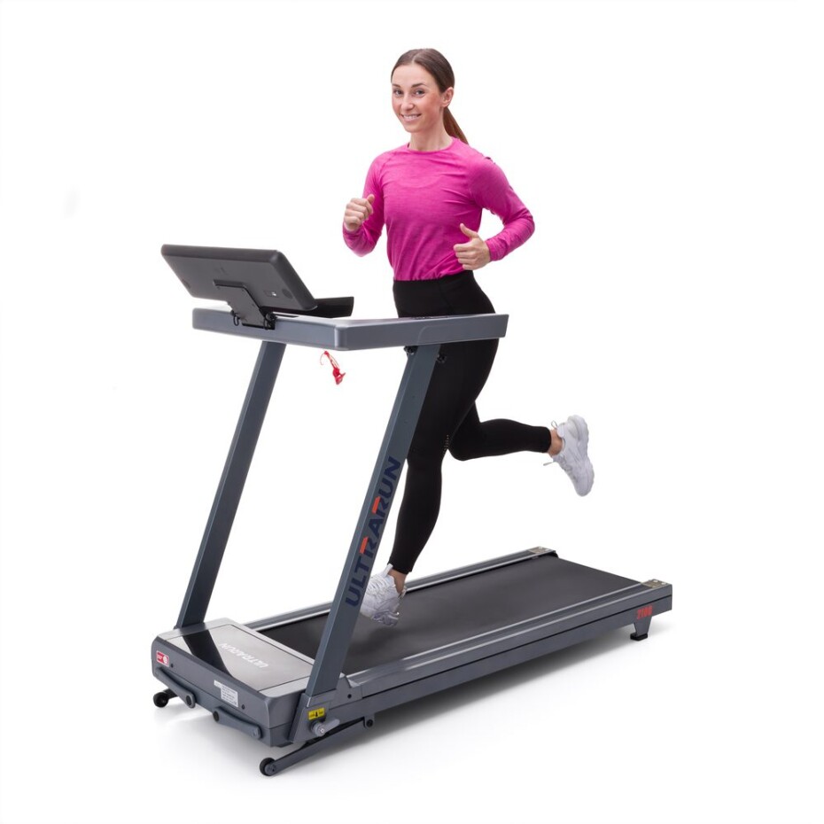 Běžecký pás UltraRun 2100 - main (1)