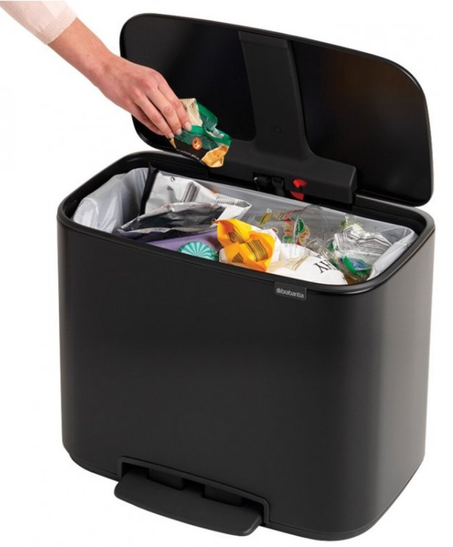 Pedálový odpadkový koš BO 36 l, matná černá, Brabantia - main (2)