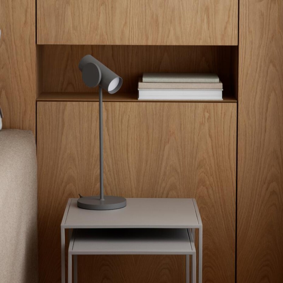 Stolní lampa STAGE, LED, tmavě šedá, Blomus - main (1)