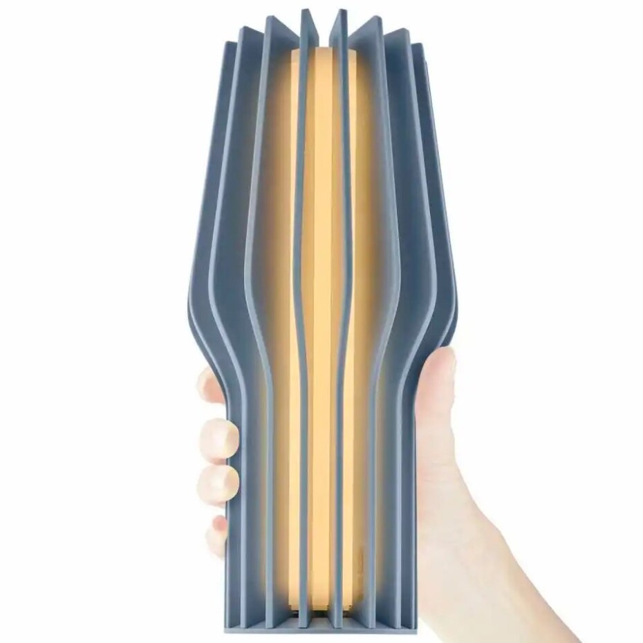 Přenosná stolní lampa RADIANT 25 cm, LED, oblačně modrá, plast, Eva Solo - main (4)