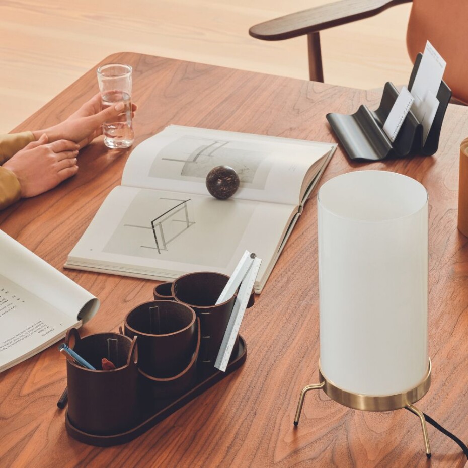 Stolní organizér WAVE 18 cm, černá, kov/kůže, Fritz Hansen - main (4)
