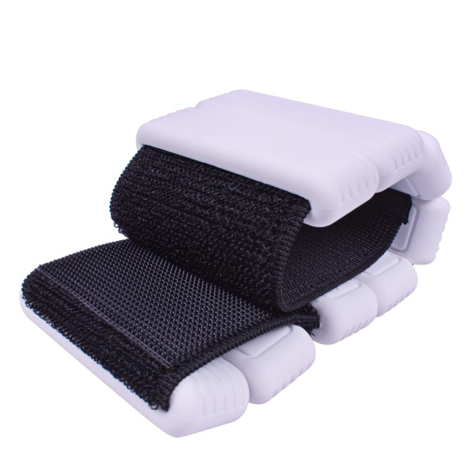 Sportago Fity Groove silikonové závaží na kotníky 2x0,5 kg, bílé - main (4)