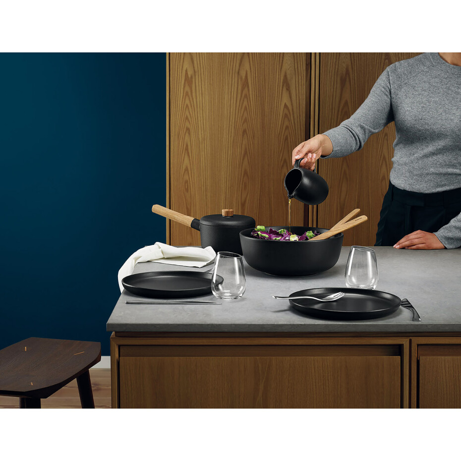 Džbán na vodu NORDIC KITCHEN 1 l, černá, Eva Solo - main (3)