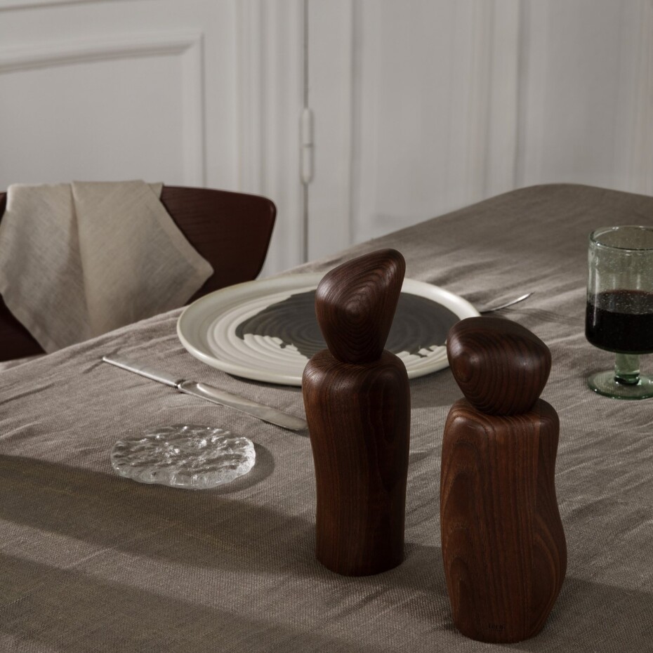Mlýnek na sůl nebo pepř CAIRN 21 cm, hnědá, dřevo, ferm LIVING - main (1)