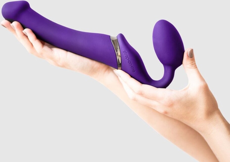 Strap-on-me 3 Motors Vibrating Silicone Bendable Strap-On Purple M - main (6)