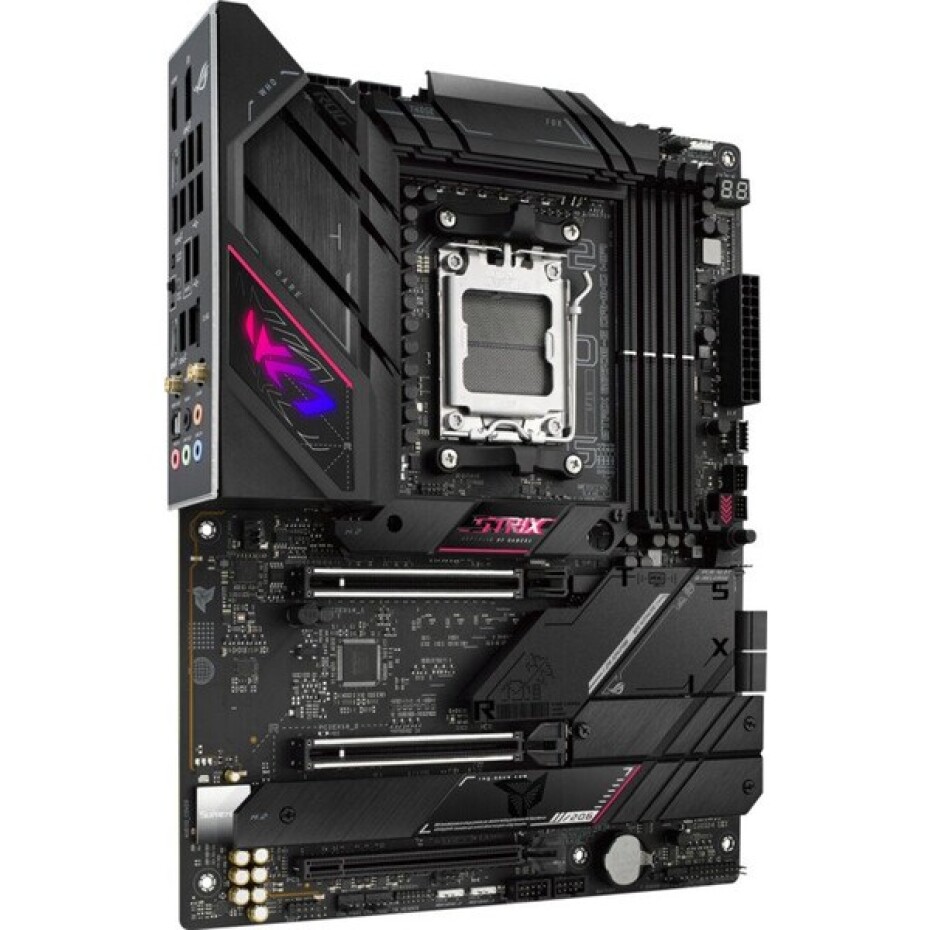 ASUS ROG STRIX B650E-E GAMING WIFI - main (3)
