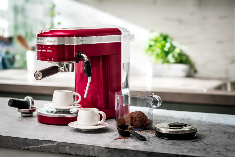 Pákový kávovar ARTISAN 5KES6503ECA, červená metalíza, KitchenAid - main (2)