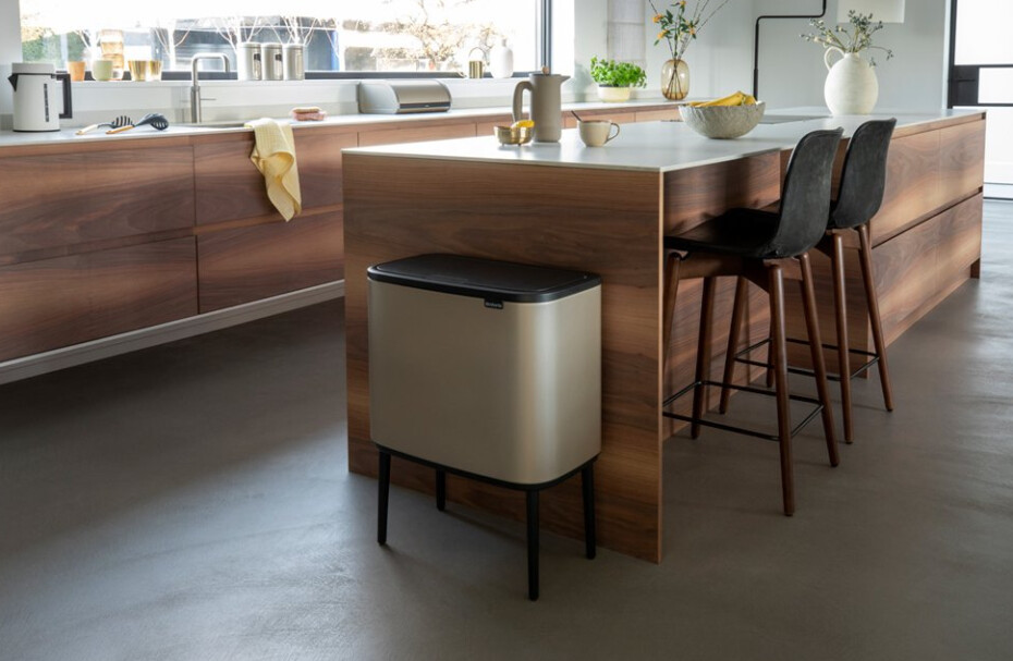 Dotykový odpadkový koš BO TOUCH BIN 36 l, champagne, Brabantia - main (8)