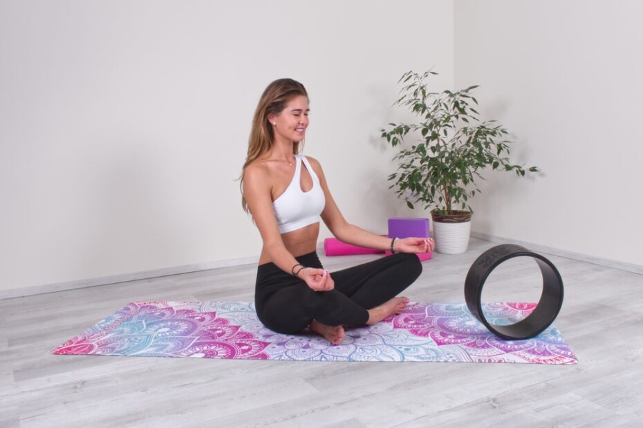 Designová podložka na jógu Sportago Aisha 183x68x0,15 cm - main (2)