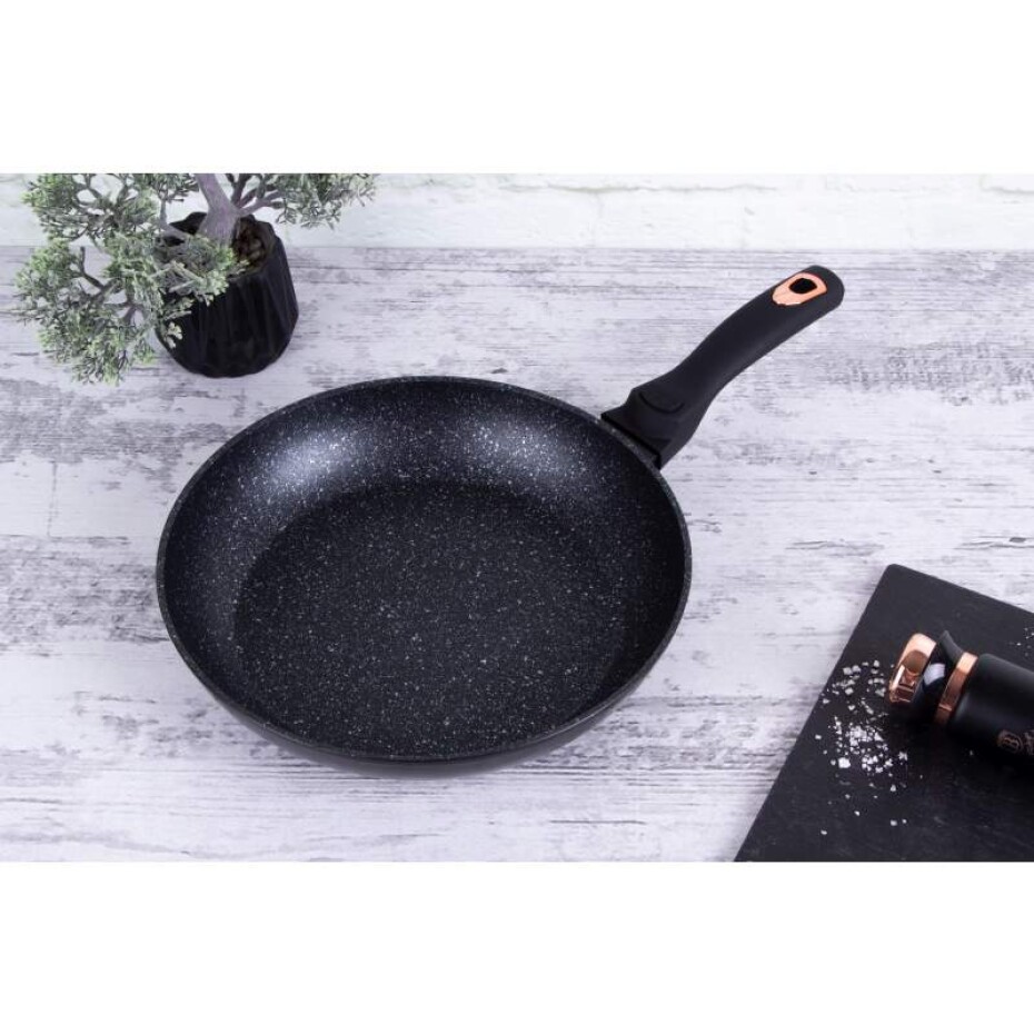 BERLINGERHAUS Pánev s nepřilnavým povrchem a odnímatelnou rukojetí 28 cm Black Rose Collection BH-1952 - main (5)