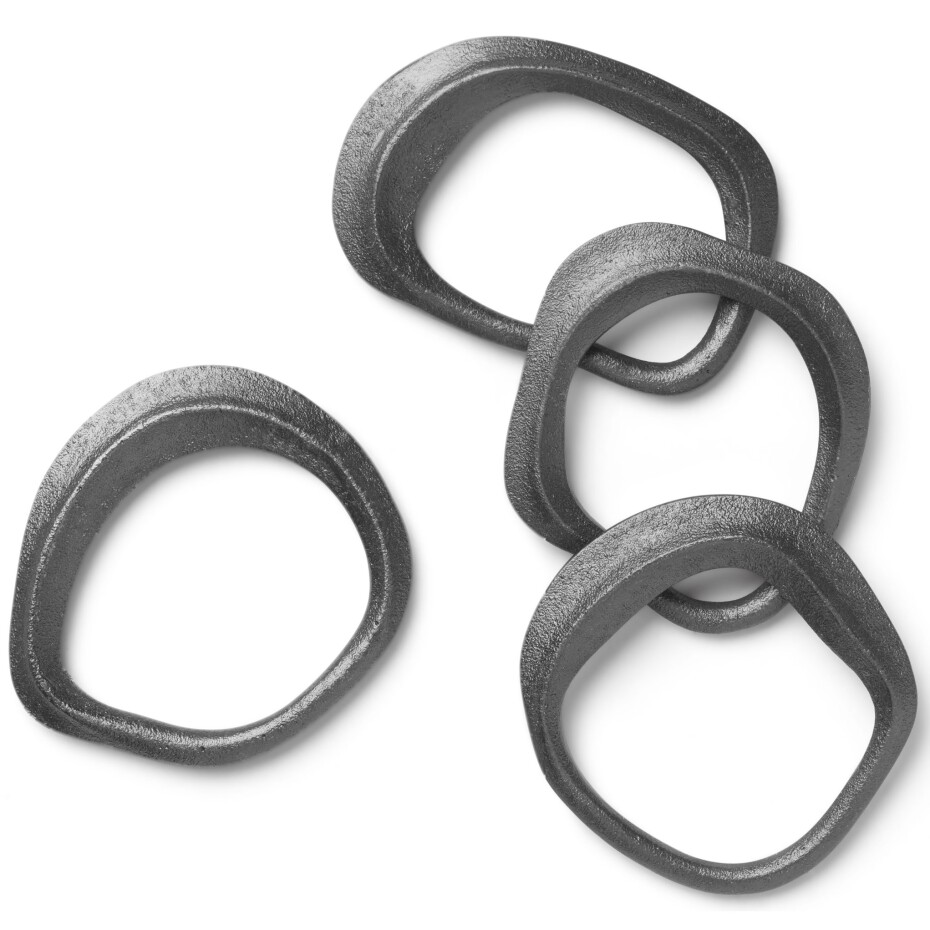 Kroužek na ubrousek FLOW 7 cm, sada 4 ks, černá, mosaz, ferm LIVING - main (0)
