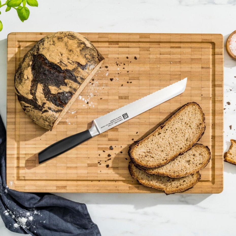 Nůž na chleba ALL * STAR 20 cm, černé logo, Zwilling - main (3)