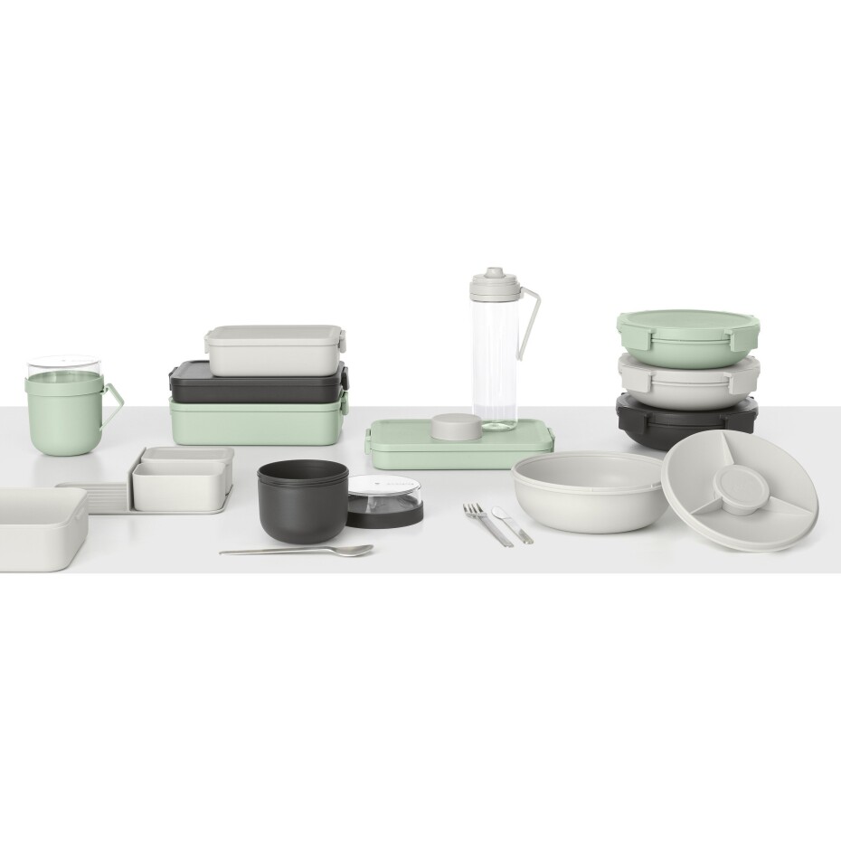 Láhev na vodu MAKE & TAKE 500 ml, se sítkem, světle šedá, Brabantia - main (4)