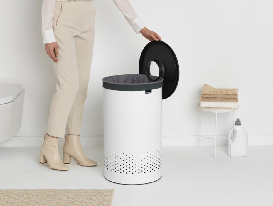 Koš na prádlo 60 l, s plastovým víkem, bílá, Brabantia - main (5)
