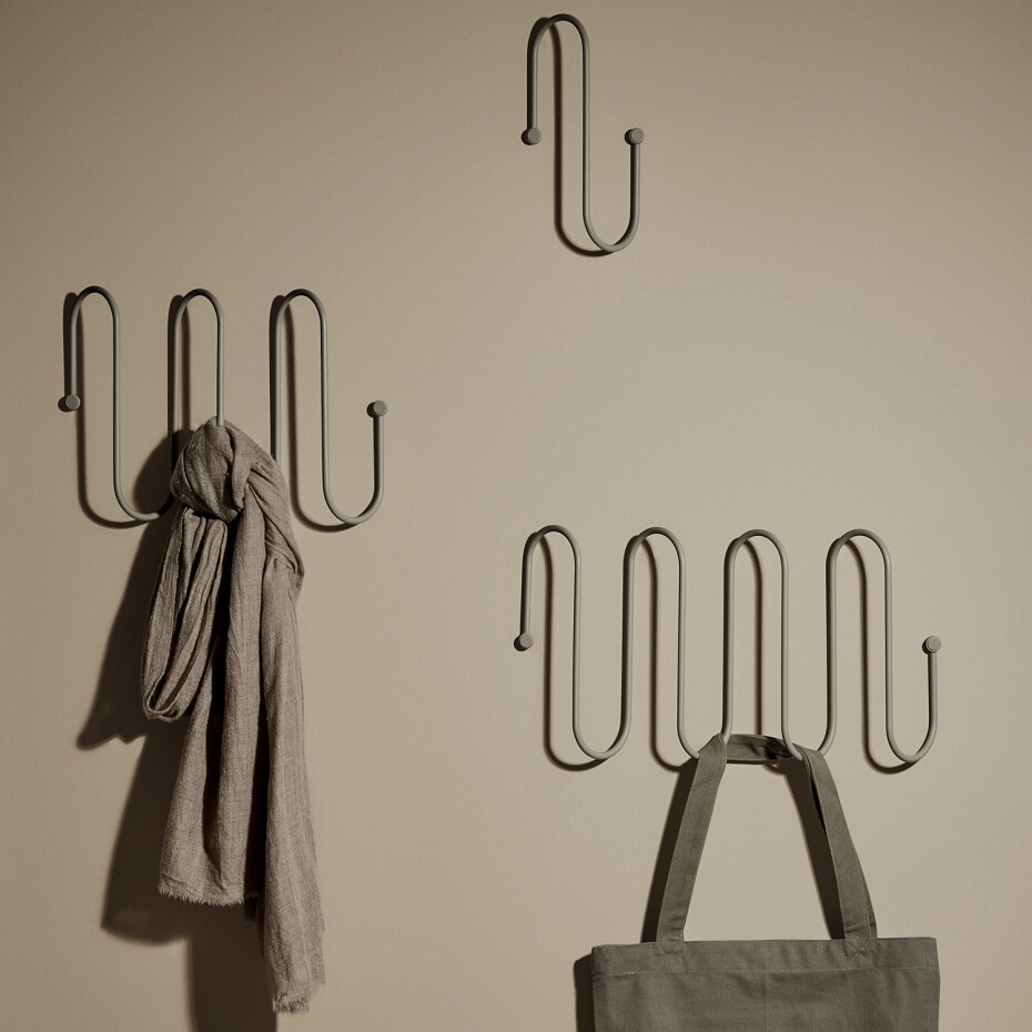 Nástěnný věšák CURL S, šedá, Blomus - main (1)