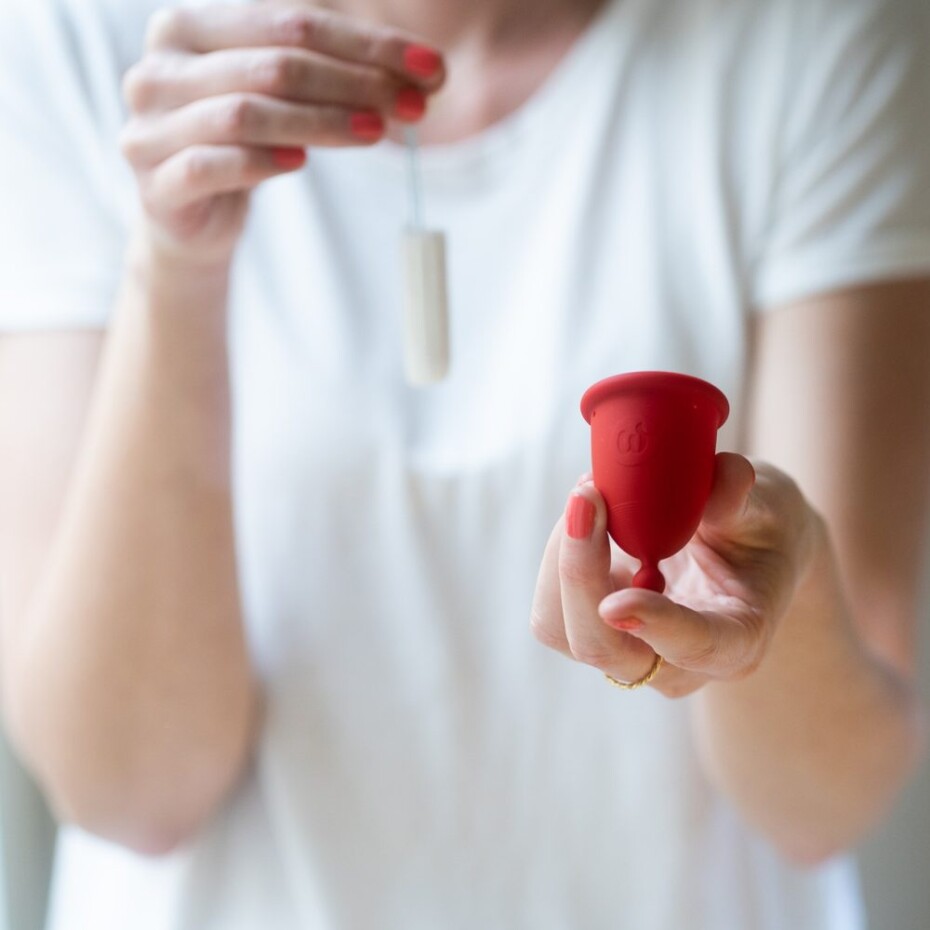Whoop·de·doo Menstrual Cup Light - main (2)