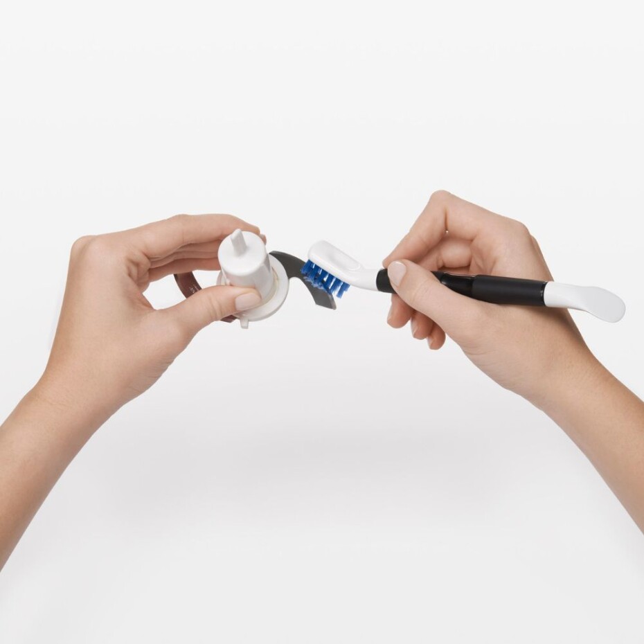 Čisticí sada GOOD GRIPS, na kuchyňské spotřebiče a vybavení, černá, plast, OXO - main (7)
