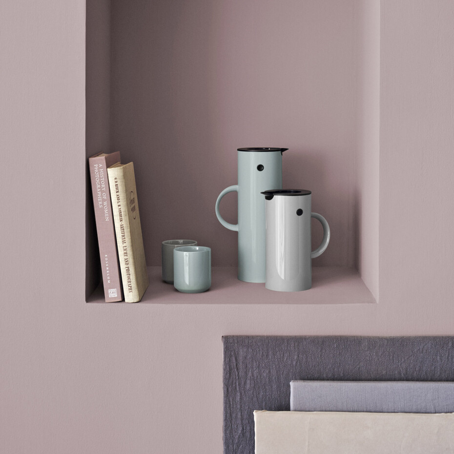 Vakuový džbán EM77 500 ml, bílá, plast, Stelton - main (2)