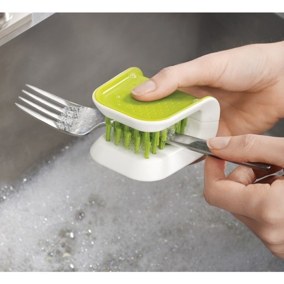 Kartáč na nože a příbory, BladeBrush™ , zelená, Joseph Joseph - main (3)