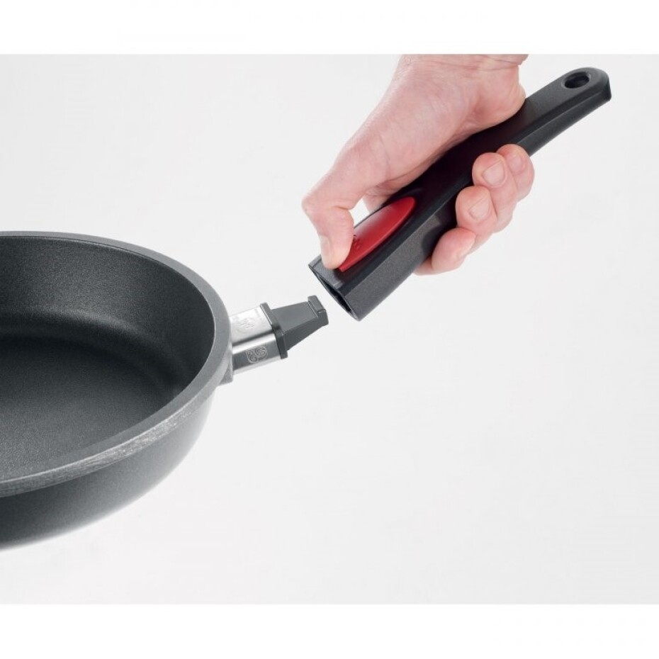 Pánev na palačinky DIAMOND LITE 26 cm, indukční, s odnímatelnou rukojetí, titan, WOLL - main (4)